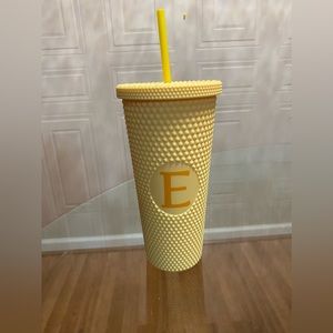 Brand New Modern Expression 20 Fl. Tumbler Yellow E.